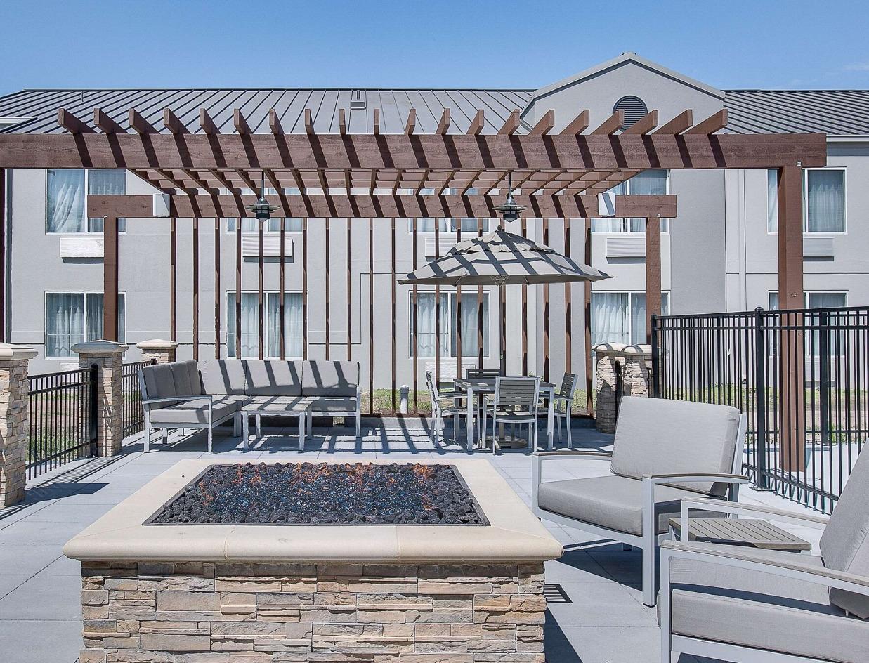 Country Inn & Suites By Radisson, Wichita East, Ks Kültér fotó