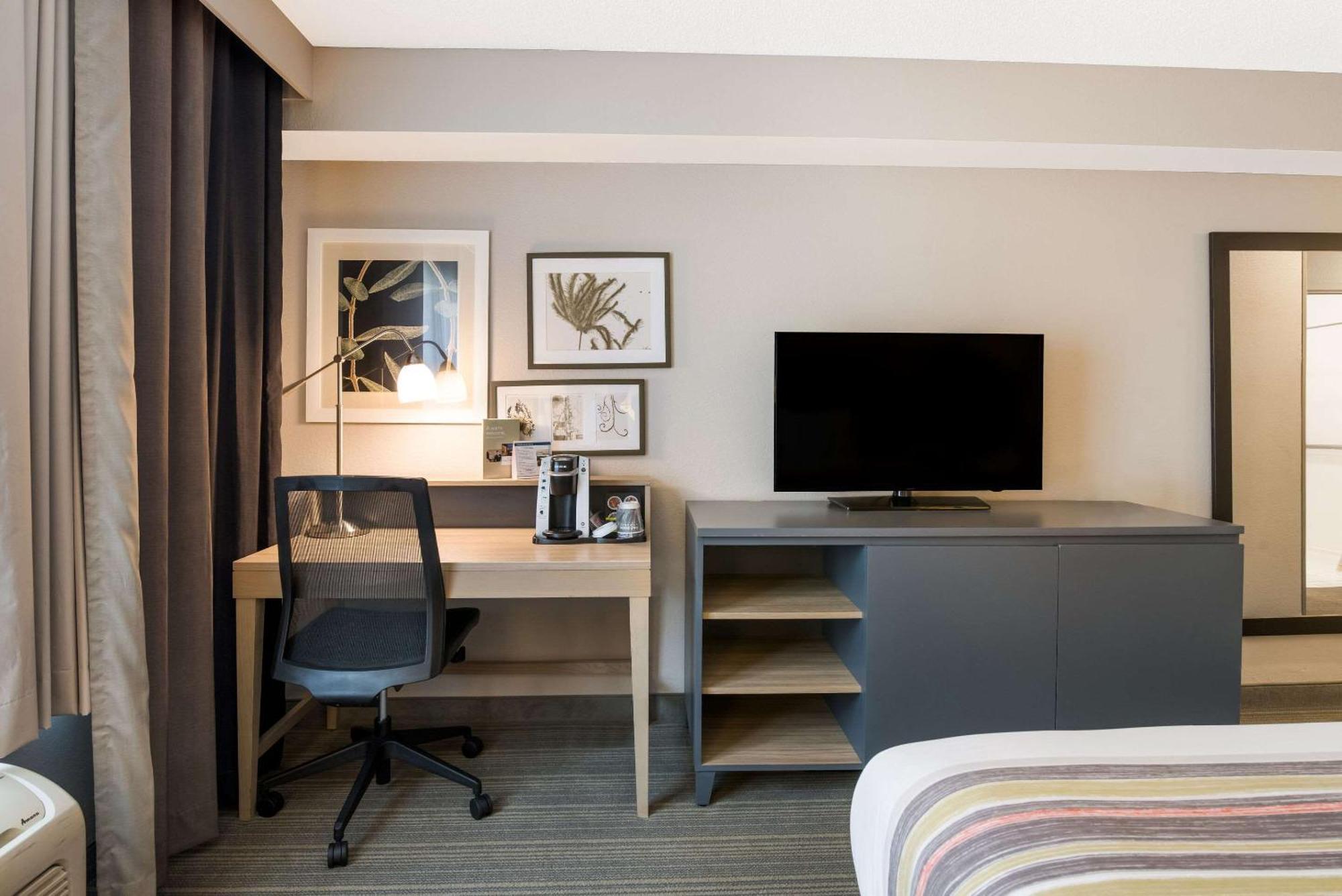 Country Inn & Suites By Radisson, Wichita East, Ks Kültér fotó